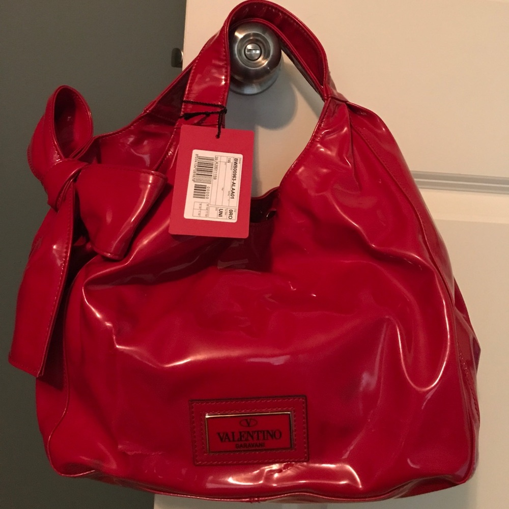 🚫SOLD🚫Valentino Red Patent Leather "Nuage Bow"